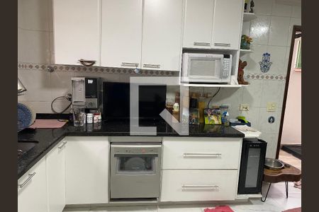 Casa à venda com 143m², 3 quartos e 2 vagasCozinha