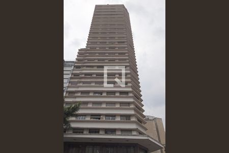 Apartamento para alugar com 149m², 2 quartos e sem vaga Apartamento para alugar com 149m², 2 quartos e sem vagaFachada