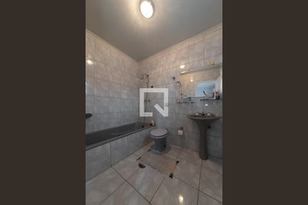 Casa à venda com 100m², 3 quartos e 1 vagaBanheiro da Suíte