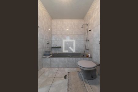 Casa à venda com 100m², 3 quartos e 1 vagaBanheiro da Suíte