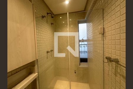 Banheiro de apartamento para alugar com 2 quartos, 82m² em Melville Empresarial Ii, Barueri