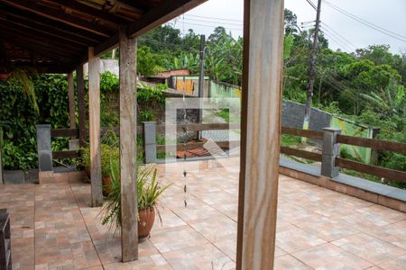 Varanda sala de estar 2 de casa para alugar com 3 quartos, 300m² em Santana, Ribeirão Pires