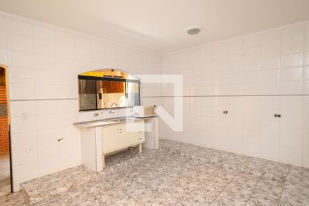Casa para alugar com 300m², 4 quartos e 3 vagasCozinha 