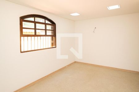 Casa para alugar com 300m², 4 quartos e 3 vagasSuíte 
