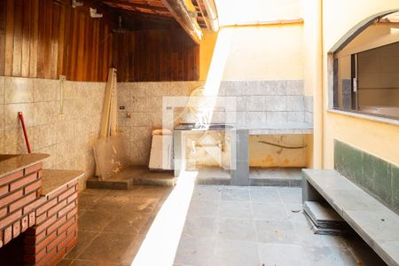 Casa para alugar com 300m², 4 quartos e 3 vagasÁrea de Serviço e Churrasqueira 