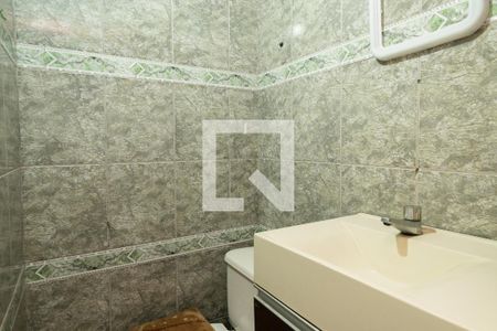 Casa para alugar com 300m², 4 quartos e 3 vagasBanheiro 1