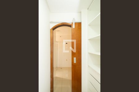 Casa para alugar com 300m², 4 quartos e 3 vagasCloset -Suíte 