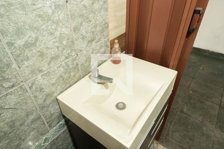 Casa para alugar com 300m², 4 quartos e 3 vagasBanheiro 1