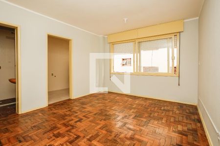 Quarto e sala de apartamento para alugar com 1 quarto, 28m² em Passo da Areia, Porto Alegre