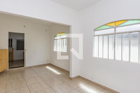 Sala de casa para alugar com 1 quarto, 218m² em Caiçaras, Belo Horizonte