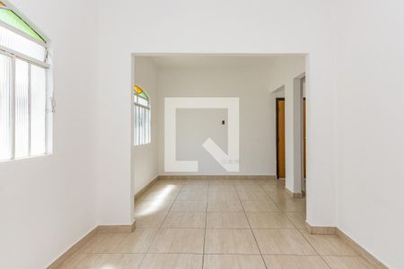 Sala de casa para alugar com 1 quarto, 218m² em Caiçaras, Belo Horizonte
