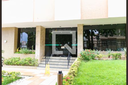 Apartamento para alugar com 70m², 3 quartos e 1 vaga Apartamento para alugar com 70m², 3 quartos e 1 vagaFachada