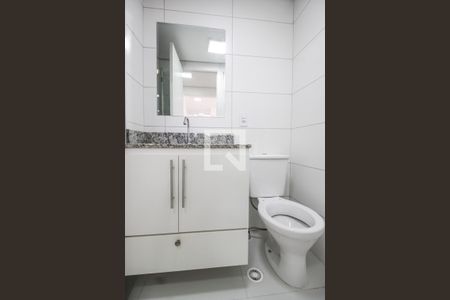 Apartamento à venda com 43m², 2 quartos e 1 vaga Apartamento à venda com 43m², 2 quartos e 1 vagaBanheiro