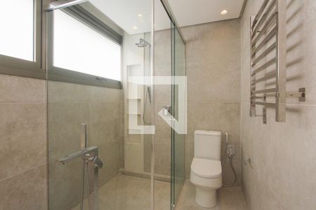 Apartamento à venda com 388m², 4 quartos e 4 vagasBanheiro suite 4