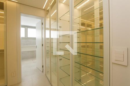 Apartamento à venda com 388m², 4 quartos e 4 vagasSuite 4