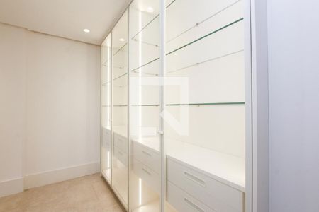 Apartamento à venda com 388m², 4 quartos e 4 vagasCozinha