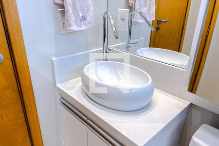 Casa à venda com 127m², 3 quartos e 2 vagasBanheiro 2