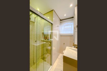 Casa à venda com 127m², 3 quartos e 2 vagasBanheiro da Suíte