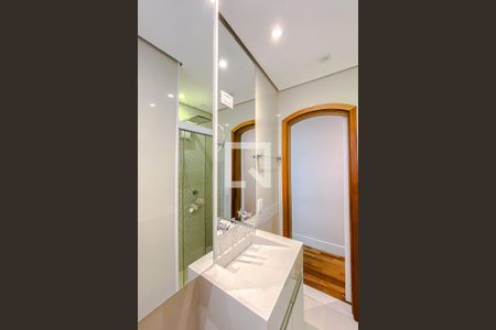 Casa à venda com 127m², 3 quartos e 2 vagasBanheiro da Suíte