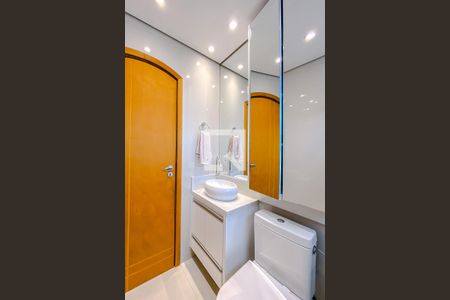 Casa à venda com 127m², 3 quartos e 2 vagasBanheiro 2