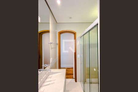 Casa à venda com 127m², 3 quartos e 2 vagasBanheiro da Suíte