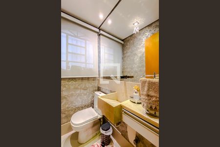 Casa à venda com 127m², 3 quartos e 2 vagasLavabo