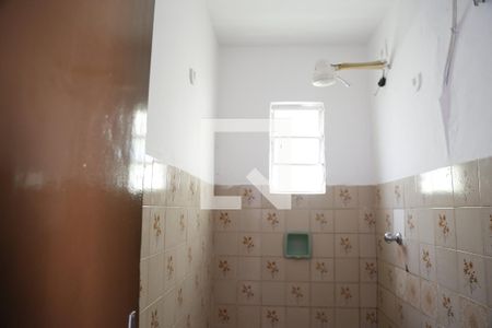Banheiro de casa para alugar com 1 quarto, 60m² em Vila Marina, São Paulo