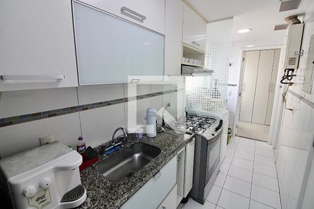 Apartamento à venda com 92m², 3 quartos e 2 vagasCozinha