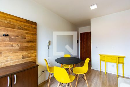 Apartamento para alugar com 53m², 2 quartos e 1 vagaSala