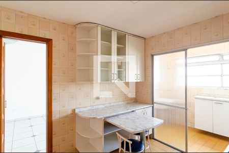 Apartamento à venda com 65m², 2 quartos e 1 vagaCozinha