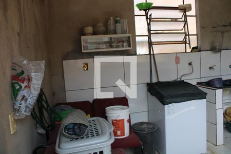 Casa à venda com 100m², 1 quarto e 1 vagaArea externa segundo piso