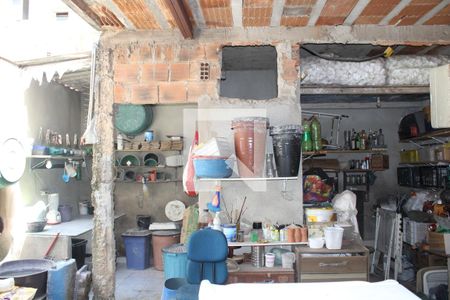 Casa à venda com 100m², 1 quarto e 1 vagaArea externa primeiro piso