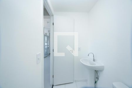Apartamento à venda com 35m², 2 quartos e sem vaga Apartamento à venda com 35m², 2 quartos e sem vagaBanheiro