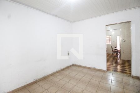 Casa à venda com 188m², 3 quartos e 2 vagasSala de estar