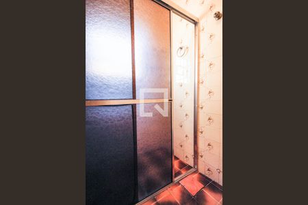 Casa à venda com 188m², 3 quartos e 2 vagasBanheiro