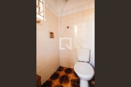 Casa à venda com 188m², 3 quartos e 2 vagasBanheiro de serviço