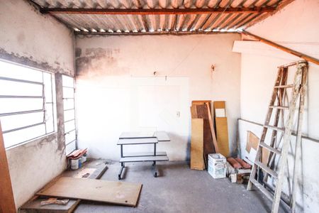 Casa à venda com 188m², 3 quartos e 2 vagasQuarto de serviço