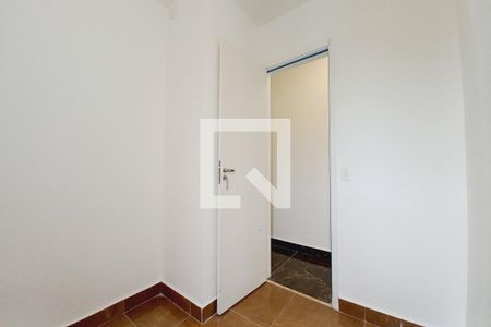 Quarto 1  de apartamento à venda com 3 quartos, 58m² em Jardim Paranapanema, Campinas