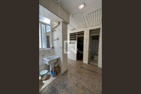 Apartamento à venda com 278m², 4 quartos e 1 vaga Apartamento à venda com 278m², 4 quartos e 1 vagaÁrea de Serviço