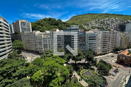 Sala - Vista de apartamento à venda com 4 quartos, 278m² em Copacabana, Rio de Janeiro