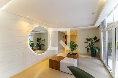 Apartamento à venda com 91m², 2 quartos e 2 vagasHall social