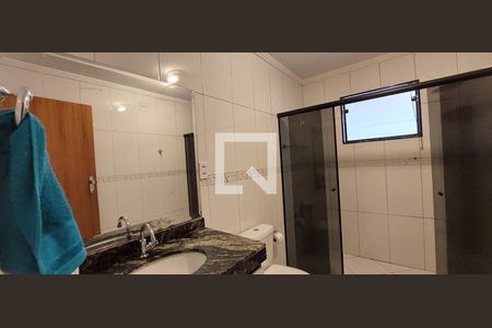 Casa para alugar com 120m², 3 quartos e 2 vagasBanheiro 2