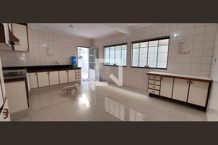 Casa para alugar com 120m², 3 quartos e 2 vagasCozinha