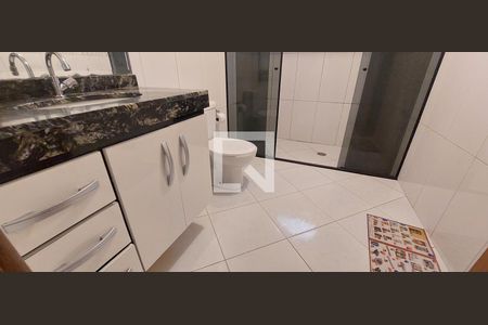 Casa para alugar com 120m², 3 quartos e 2 vagasBanheiro 2
