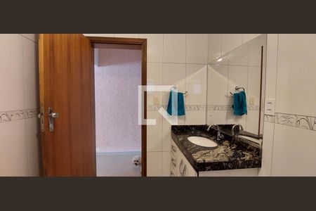 Casa para alugar com 120m², 3 quartos e 2 vagasBanheiro 2