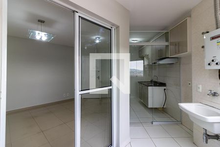 Sacada de apartamento à venda com 2 quartos, 50m² em Vila Bela Vista (zona Norte), São Paulo