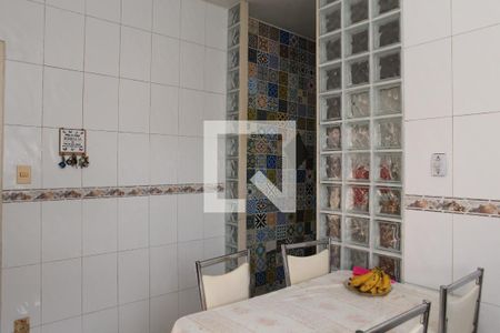 Apartamento à venda com 82m², 2 quartos e sem vagaCozinha