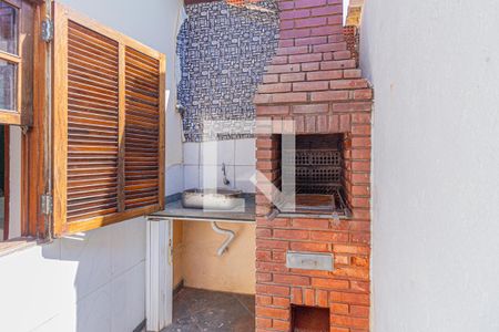 Churrasqueira de casa para alugar com 2 quartos, 76m² em Jardim Angela Maria, Carapicuíba