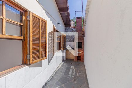 Quintal de casa para alugar com 2 quartos, 76m² em Jardim Angela Maria, Carapicuíba