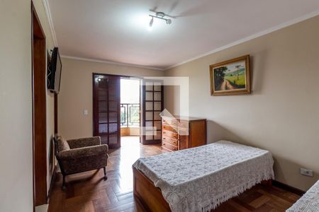 Casa à venda com 288m², 3 quartos e 4 vagasSuíte 2 - Quarto 